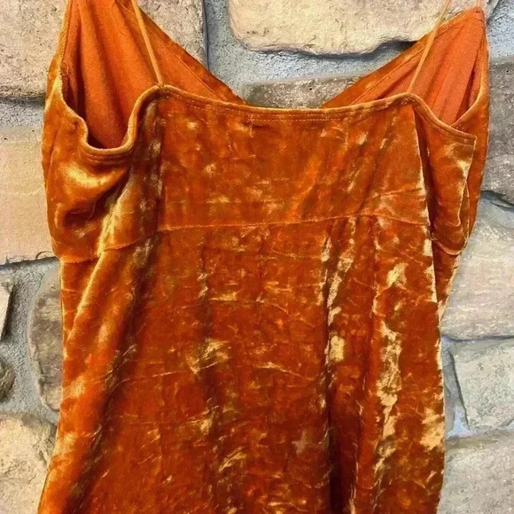 Urban Outfitters Women's Midi Burnt Orange Rust Velvet Like Cocktail Dress M - Picture 4 of 10